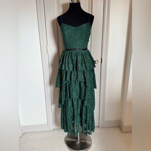 Lace ruffled dress